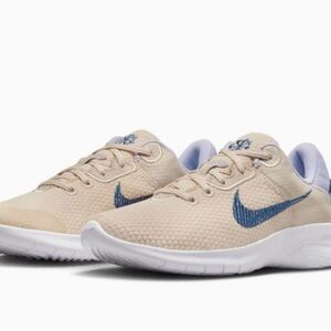 Nike Woman’s Shoes